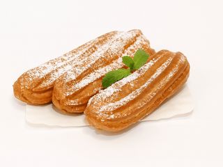 Еклер із заварним кремом (90g)