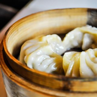 Ravioli di carne al vapore