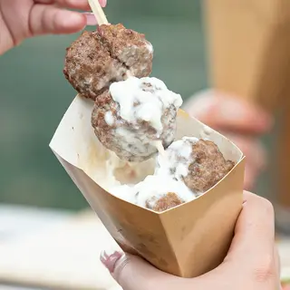 Barchetta di polpette di bufalo con stracciata di bufala, 5 pezzi