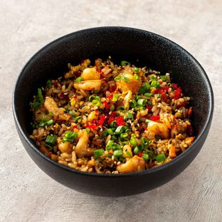Жареный рис с креветками (250г)