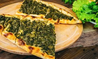 PITA WITH SPİNACH AND FETA CHEESE