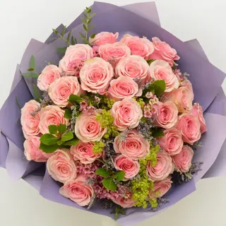 Buchet cadou cu 31 trandafiri roz