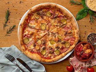 Піца Чотири Мяса (500г)