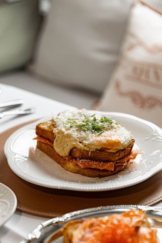 Крок мадам с копченой ветчиной (300г)