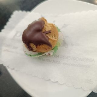 Bignè al cioccolato mignon 