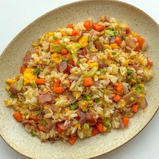 Arroz frito tres delicias