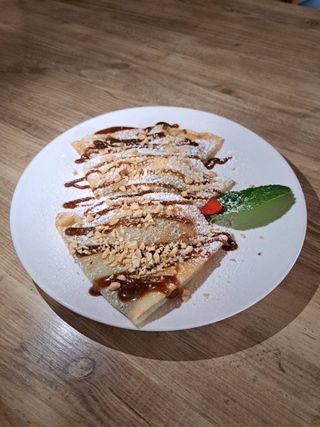 Млинці з нутеллою та горіхами (250г)