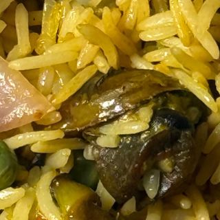 Snail fried rice