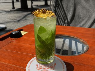 Амбон