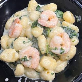 Gnocchi cu spanac și creveți
