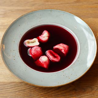 Barszcz czerwony z uszkami