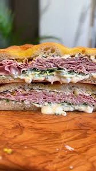 Mortadella e crema di funghi