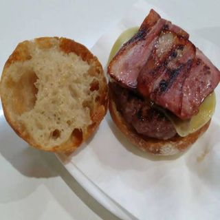 Hamburguesa Con Bacon