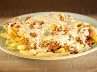 Patatas Chili & Queso