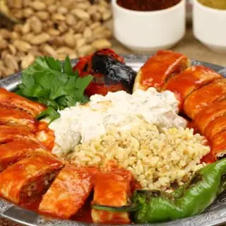 Plato Byeti Kebab 