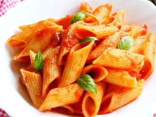 Pennette al sugo