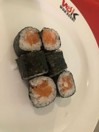 50. Sake maki 6 pz