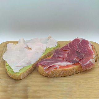 Tostada de pan blanco