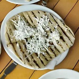 Пърленка със сирене (1бр)