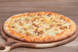 BBQ Chicken Pizza Large