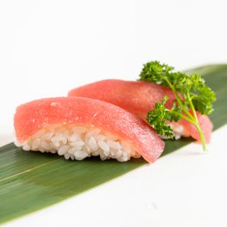 11. Nigiri maguro - 2 pezzi
