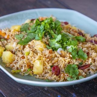 THAI PINEAPPLE RICE