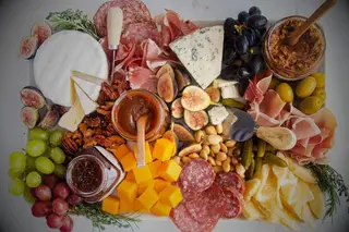 Plateau De Charcuterie