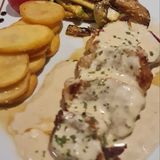 Svinjski medaljoni u kajmaku 250 gr