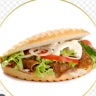 Bocadillo kebab queso