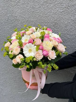 PUDEŁKO DLA BLISKICH  