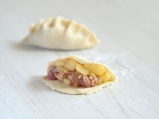 Gyoza De Manzana (1 Ud.)