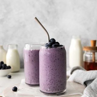 blueberry smoothie