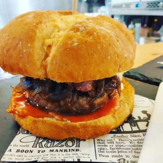 Hamburguesa Le Petit Français