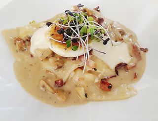 Ravioli sa gljivama, pršutom i tomino sirom 