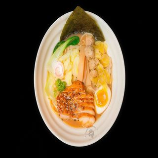 R8-Chicken Shoyu Wantun Ramen