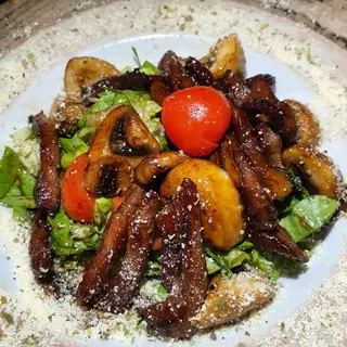 Salata sa teletinom