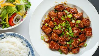 Wieprzowina z cebulą na ostro 350g