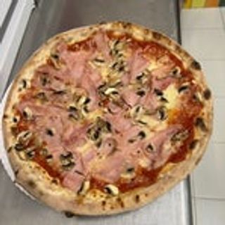 Prosciutto e funghi