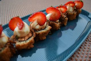 952. Salmone philadelphia, fragole - 8 pezzi