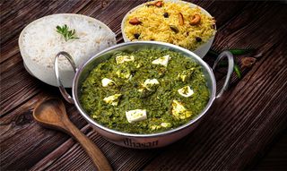 Bowl Palak Paneer con arroz