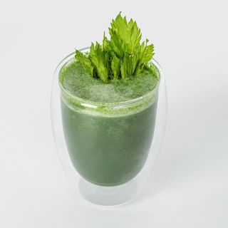 смузи шпинат сельдерей 0,3