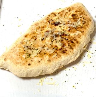 Pizza Calzone (30 Cm. A 33 Cm. Aprox.)