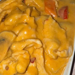 Chicken red Thai curry 