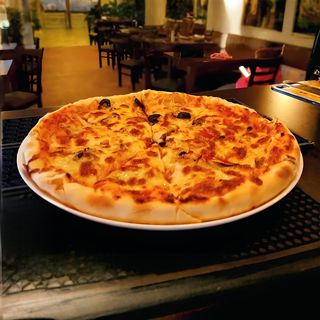 Pizza Capriciosa Ø 40cm