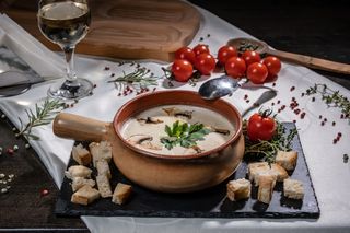 Supă cremă de hribi