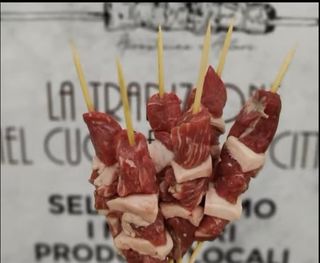 Arrosticino fatto a mano