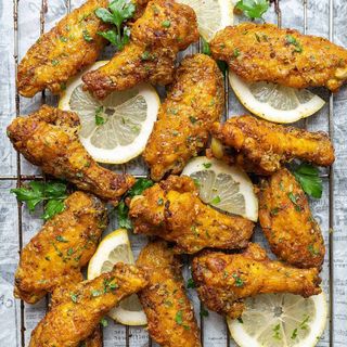 Lemon & Pepper Fried Wings 6 Pcs