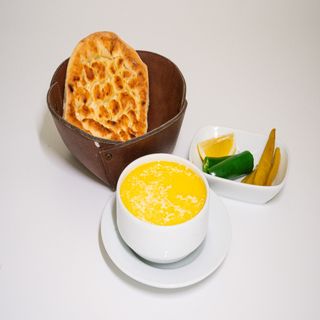 Ciorba de pui / Tavuk çorbası