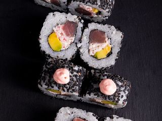 CALIFORNIA Z TUŃCZYKIEM (240g)