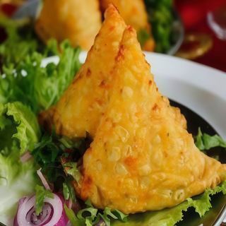 Samosa Vegetal (2 Uds.)